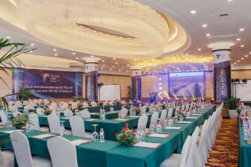 Hồng Vận Grand Hotel